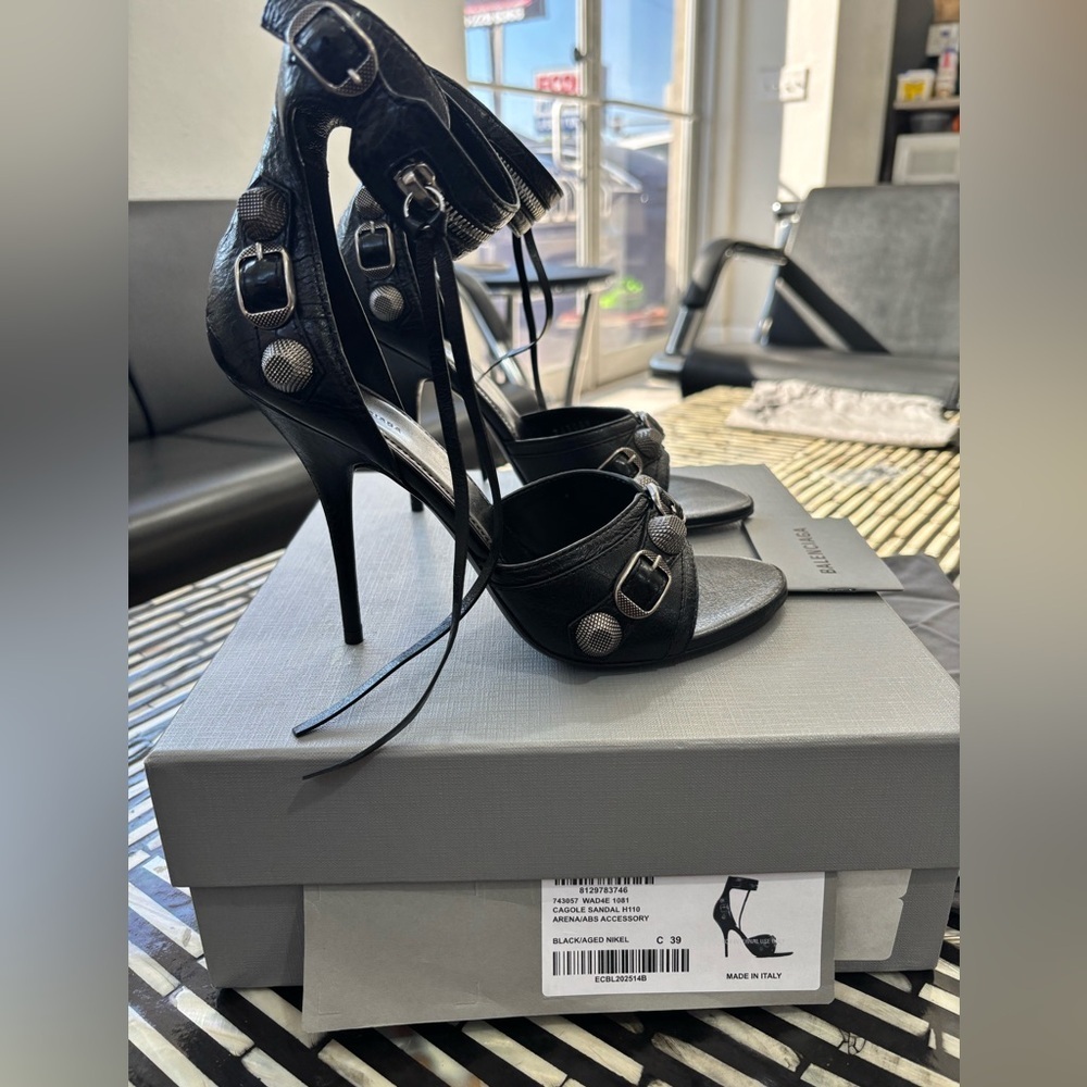 Authentic NIB Balenciaga Black Cagole Leather Women's Heels-Retails $1450 - Picture 4 of 9